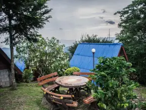 Ukrist Farm Hill Resort