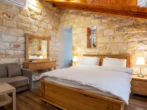 Via Maria Boutique Suites