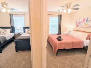 3 Br Charming Retreat for 8•Pet Friendly•Fully Equipped•Near Katy & Fulshear