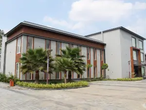 A5 Hotel(B C L Holdings)