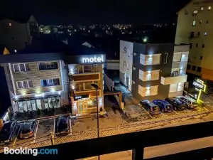 Motel Centar