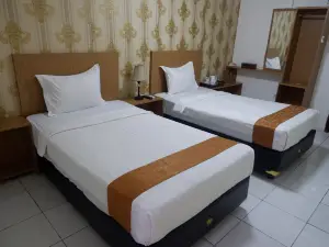 Votel Hotel De'Pratnya Kediri