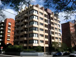 Golf Tower Suites & Apartments