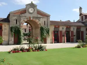 La Maison Des Officiers