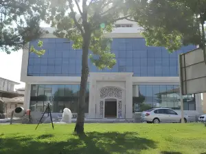 Demosan Hotel