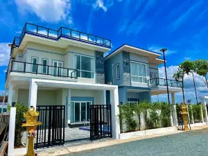 private villa with mini pool kep
