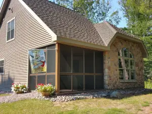 Two bedroom cottage near beautiful Herbster beach.