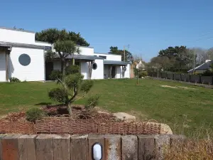 Villa near the beautiful beach of Kerhornou
