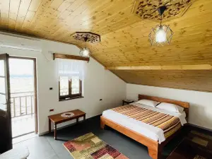 Denis Guest House