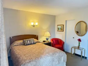 Athabasca Hillside Motel