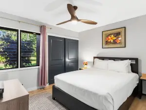 Stylish Comfort and Spa-Like Amenities - Elegant Coastal Escape