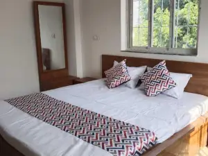 Hotel Smrita's