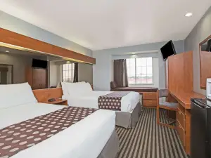 Microtel Inn & Suites by Wyndham Garland/Dallas