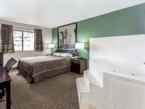 수퍼 8 바이 윈덤 먼들레인/리버티빌 에어리어