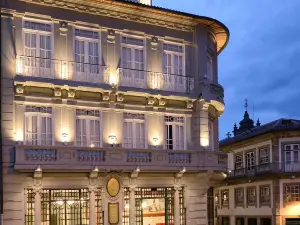 Emaj Boutique Hotel
