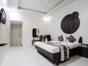 Arristo Resorts & Club