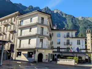 Hotel San Lorenzo Chiavenna