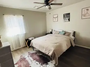 Santa Fe Depot- 3-bedroom house near downtown Cushing