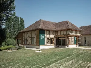 Logis Hôtel-Restaurant Domaine de Montecristo et Gîte l'Évasion Dantès