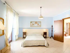 伊里斯家庭旅館