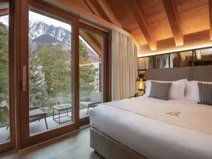 Le Massif Hotel & Lodge Courmayeur the Leading Hotels of the World