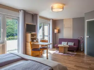 Hotel-Restaurant-Weingut Kapellenhof