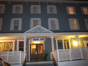 Armstrong Hotel & Saloon