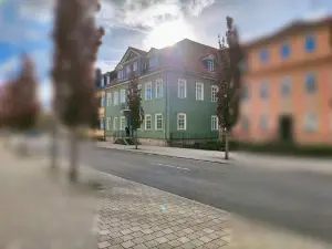 One Apartment's⎢Neu+Zentral⎢Alberstplatz⎢Altbau