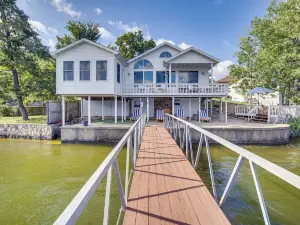 Lake View Cottage: Lake Ozarks Getaway