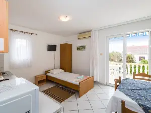 Nice Apartment Silvia 1 for 4 Persons