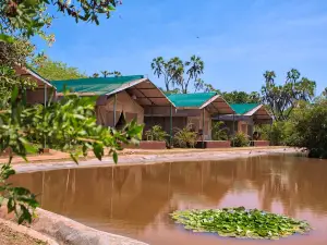 Borabora Luxury Tented Camp