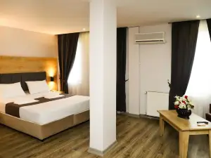 Yıldız Moonlight Hotel