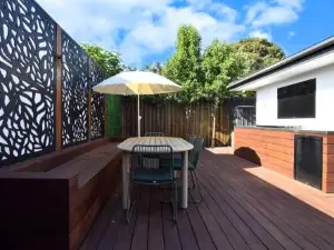 Bayside Retreat near beach and Frankston centre