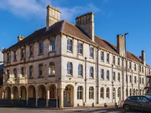 The Stroud Hotel