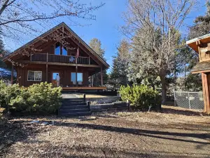 Mountain Retreat on the Forest's Edge. Council, Adams County