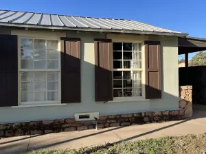 The King Suite At Casa Hermosa, Gaze At Sleeping Lion Mountain From Your Porch!