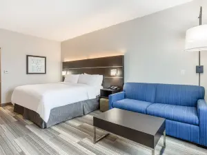 Holiday Inn Express & Suites Ottawa