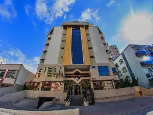 Diaudi Hotel
