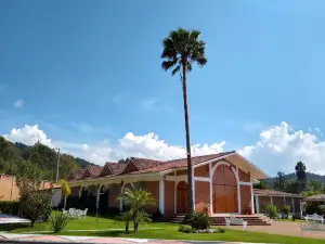 Hotel Villa Monarca Inn