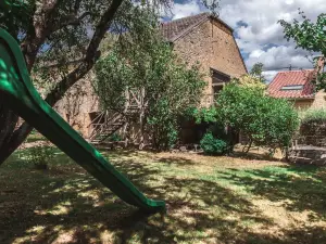 Comfortable Cottage in Lamorteau with Garden
