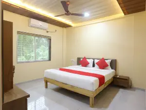 Hotel Durva Palace