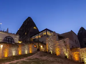 Mithra Cave Hotel