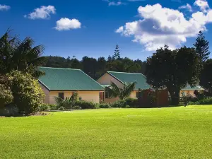 Poinciana Cottages