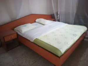 Wambuku Hotel