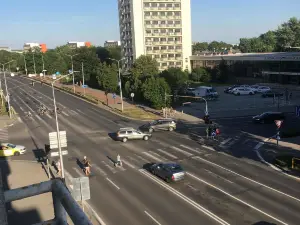 尼特拉 II 號弗卡斯公寓酒店