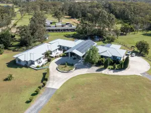 Lake Macquarie Manor