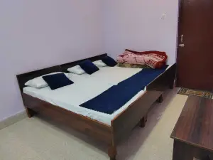 Hotel Radha Krishna