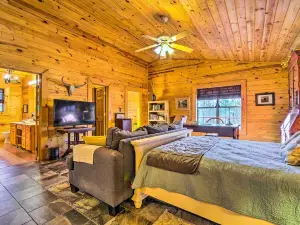 Pet-Friendly Cabot Cabin w/ Fenced Yard!