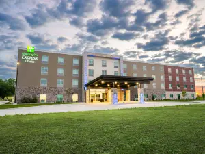 Holiday Inn Express & Suites Cedar Rapids NE - Marion by IHG