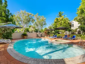 At the Sound Noosa Motel